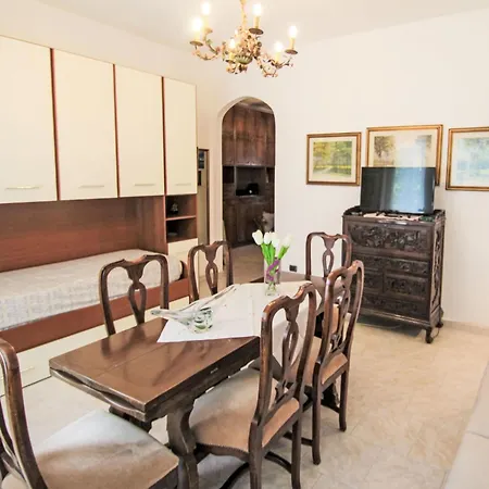 Davide By Interhome Verbania